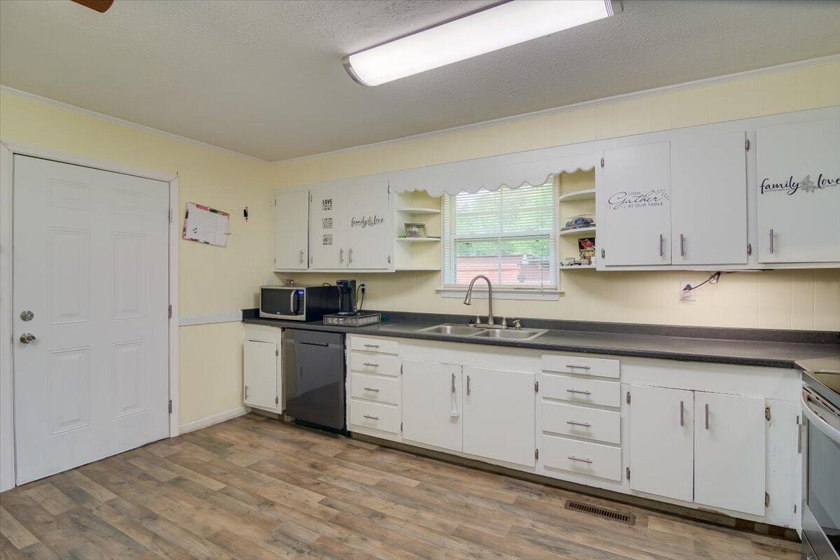 706 Old Whiskey Road South New Ellenton, SC 29809 - Photo 9 of 37
