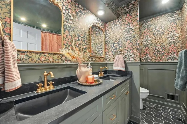 $615,000 | 9930 Floyd Street, Overland Park, KS 66212