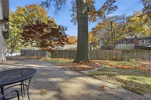 $615,000 | 9930 Floyd Street, Overland Park, KS 66212