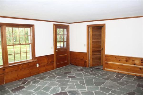 225 Northfield Road Lunenburg, MA 01462 - Photo 14 of 26 Gallery Image 14