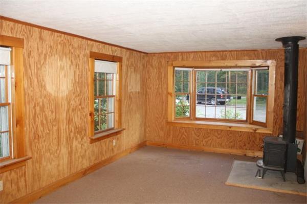 225 Northfield Road Lunenburg, MA 01462 - Photo 19 of 26 Gallery Image 19