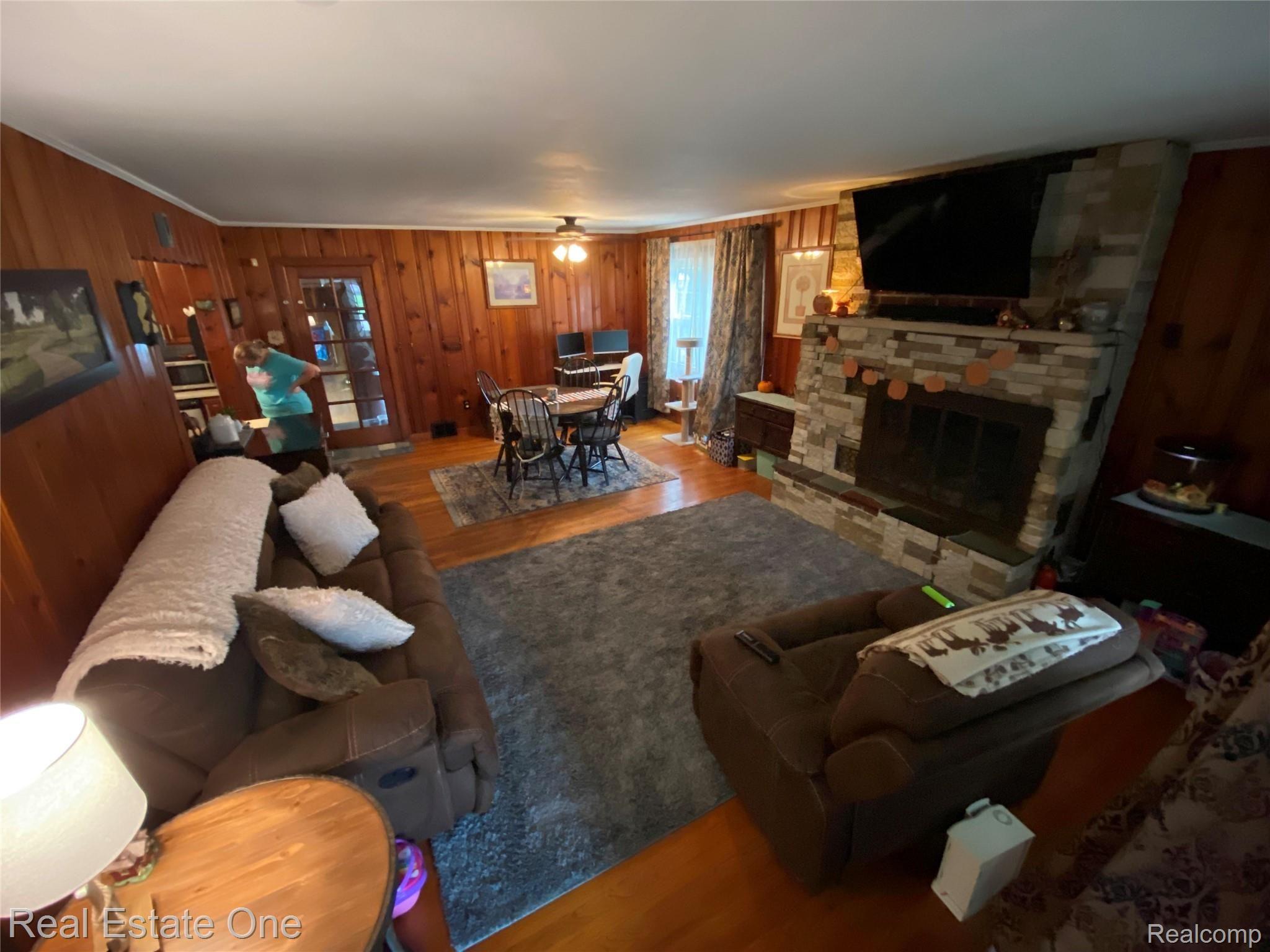 14775 Pennsylvania Road Riverview, MI 48193 - Photo 13 of 31 IMG-6938.jpg