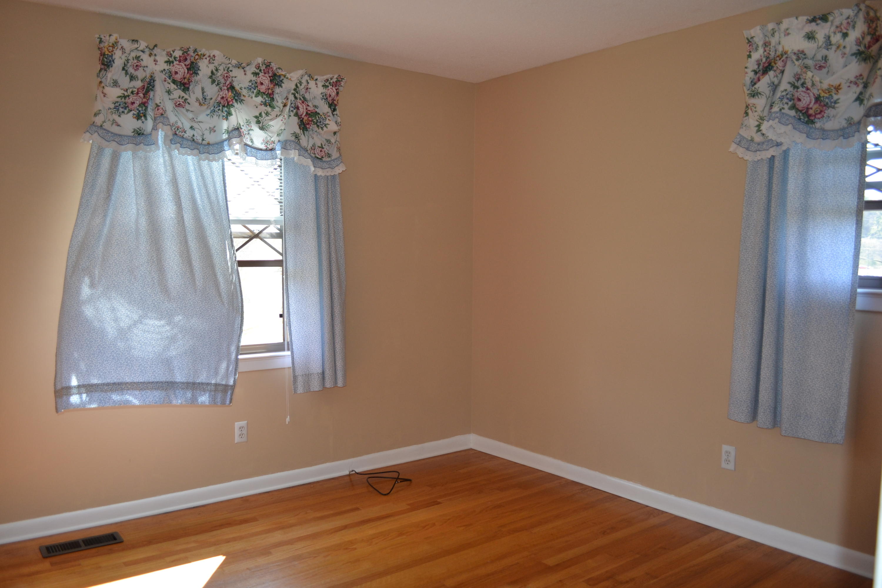 6911 Lystra Road Harrison, TN 37341 - Photo 10 of 16 lystra 043 (2)additional bedroom