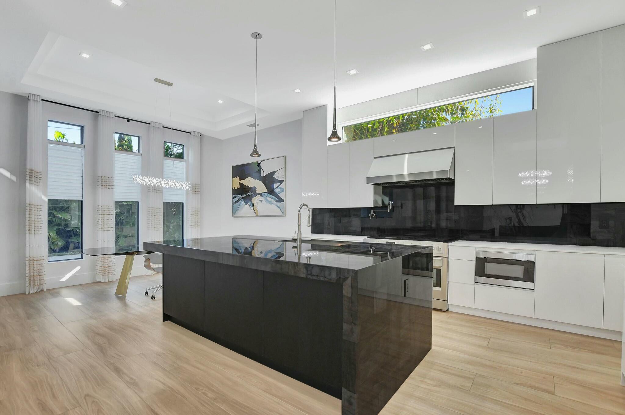 1470 Northeast 4th Avenue Boca Raton, FL 33432 - Photo 26 of 86 tempImageVydyUD