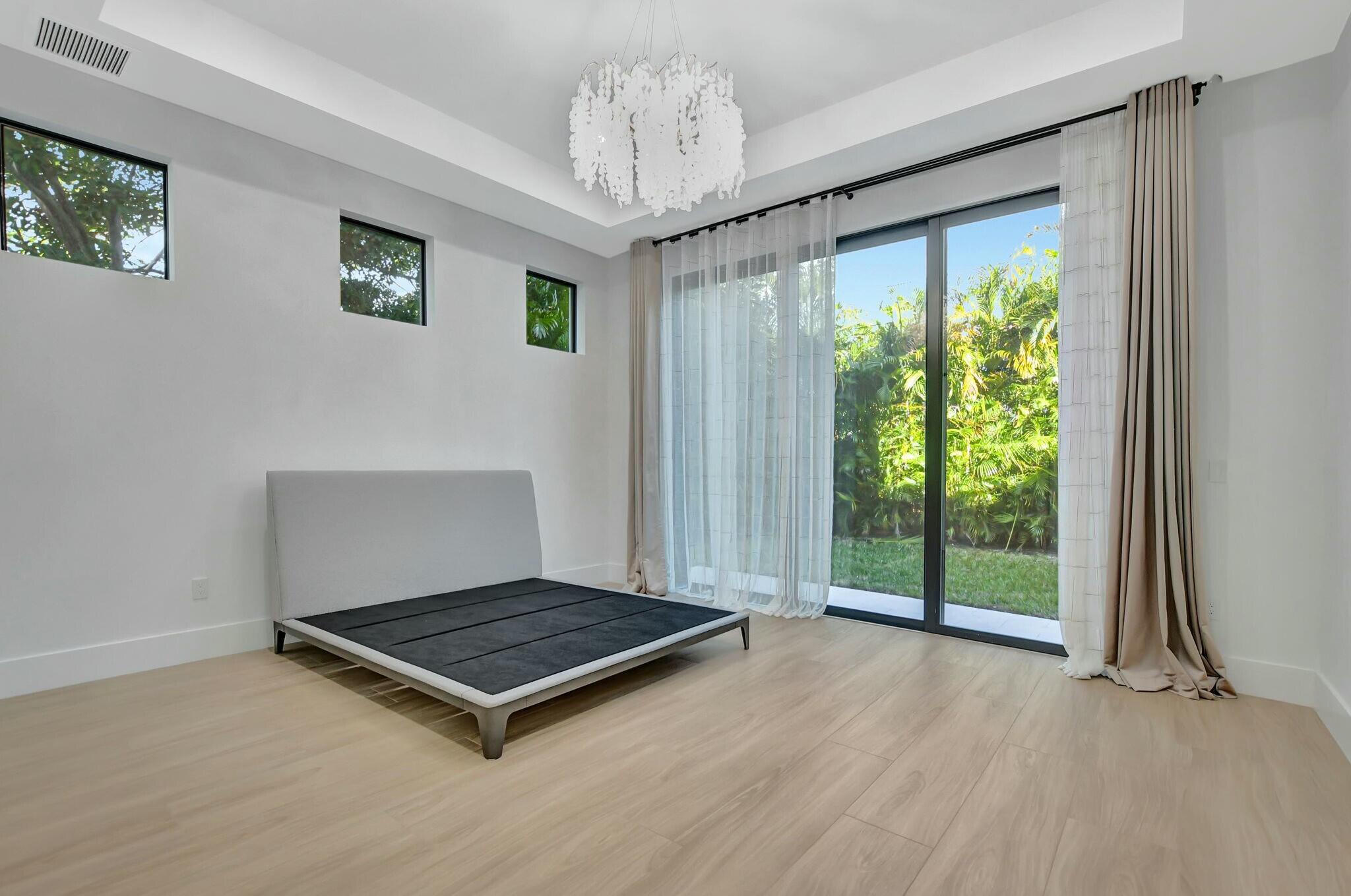 1470 Northeast 4th Avenue Boca Raton, FL 33432 - Photo 33 of 86 tempImageYt6QGb