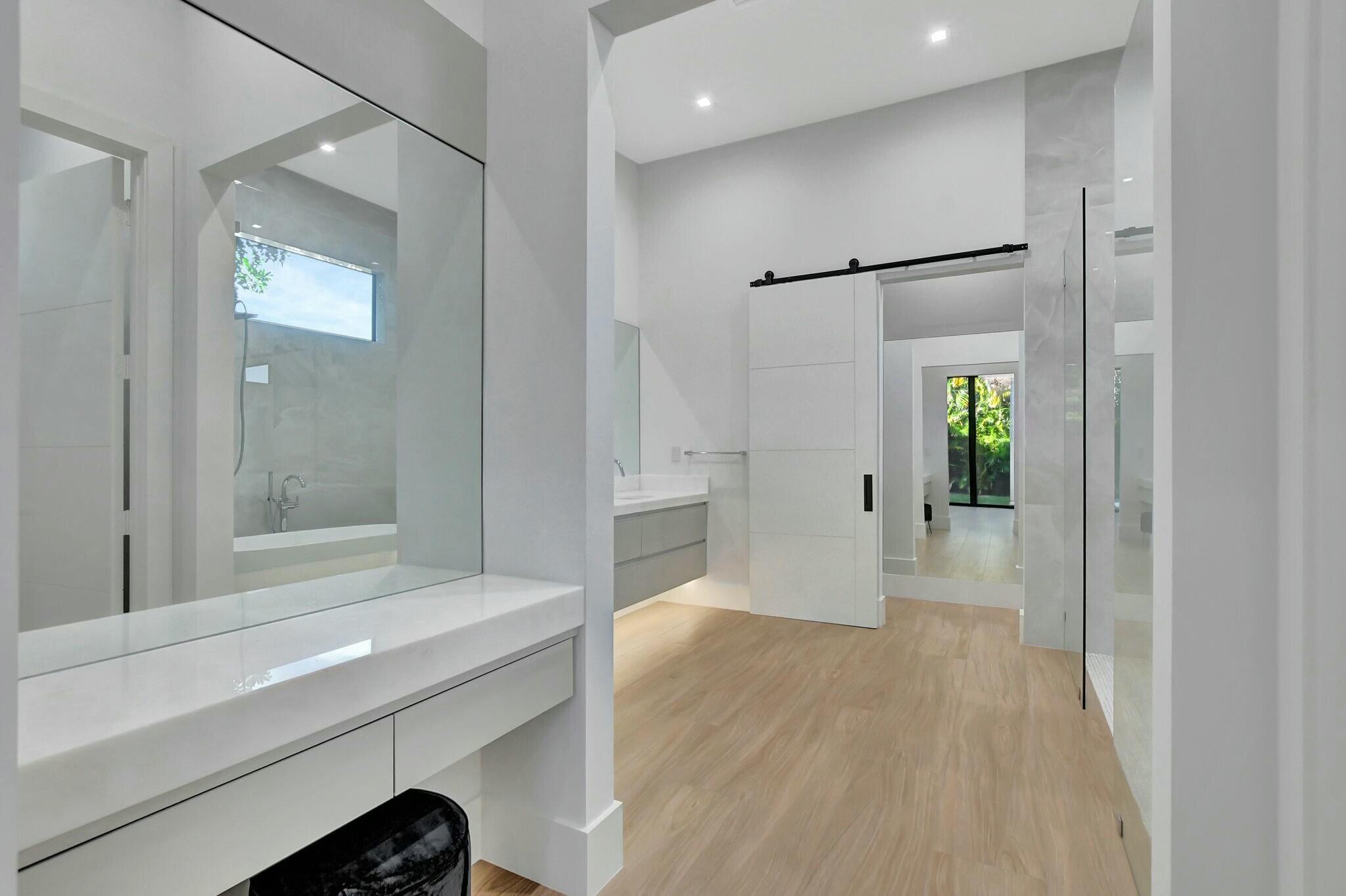 1470 Northeast 4th Avenue Boca Raton, FL 33432 - Photo 36 of 86 tempImagebu9HYM