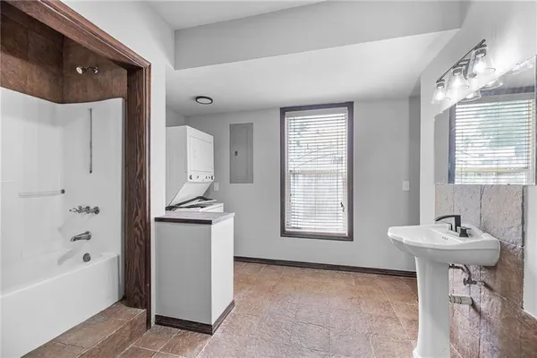 $2,500 | 341 North 8th Street, Ponchatoula, LA 70454