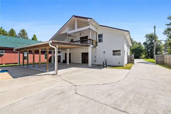 $2,500 | 341 North 8th Street, Ponchatoula, LA 70454