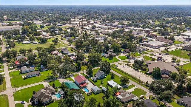 $3,000 | 341 North 8th Street, Ponchatoula, LA 70454