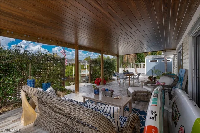 a house view with a outdoor space