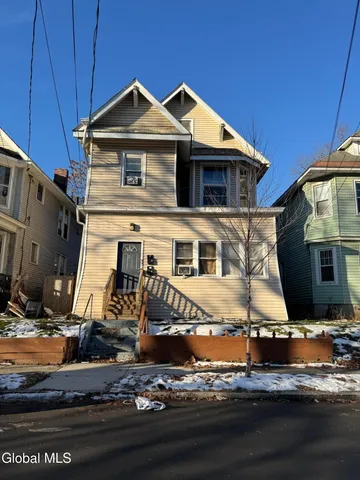 $229,900 | 5 South Dove Street, Albany, NY 12202