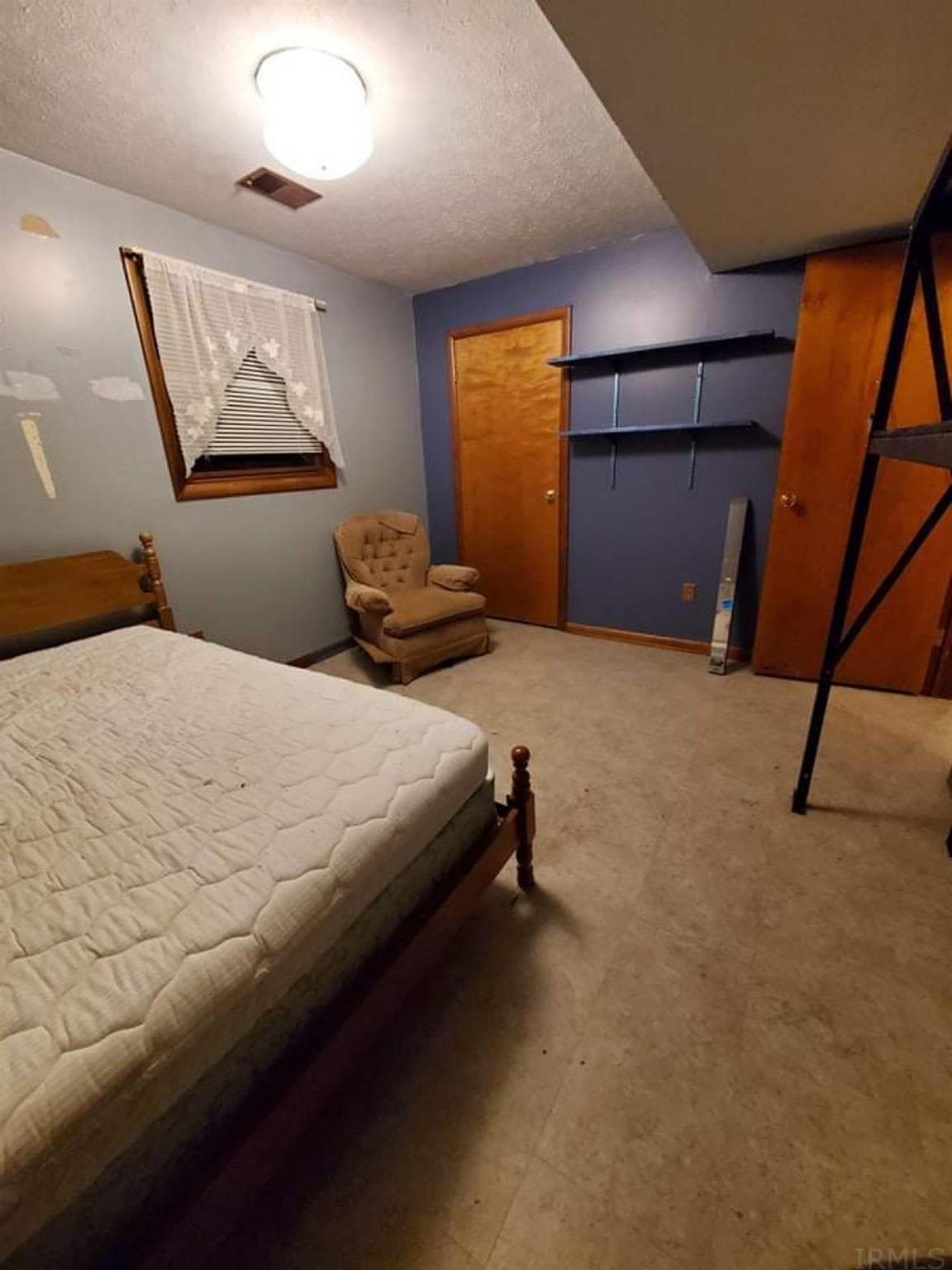 509 North Park Ridge Road Bloomington, IN 47408 - Photo 9 of 20