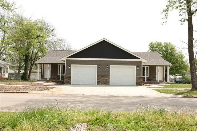 $164,000 | 904 North 9th Street, Neodesha, KS 66757