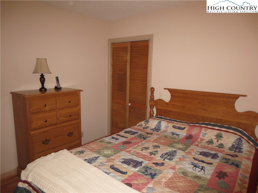 20 Summit Lane Newland, NC 28657 - Photo 26 of 50