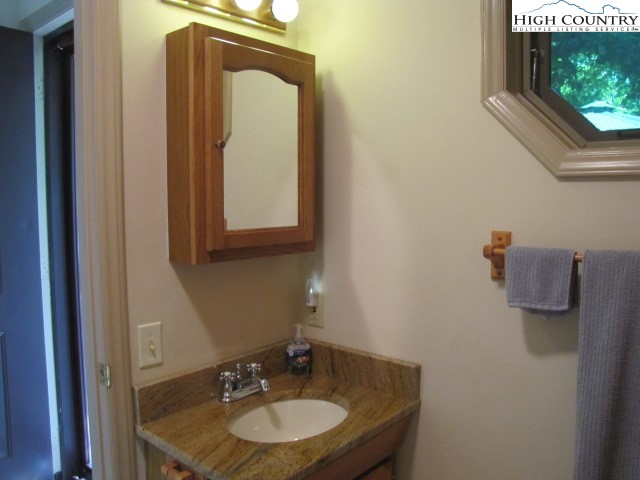 20 Summit Lane Newland, NC 28657 - Photo 28 of 50