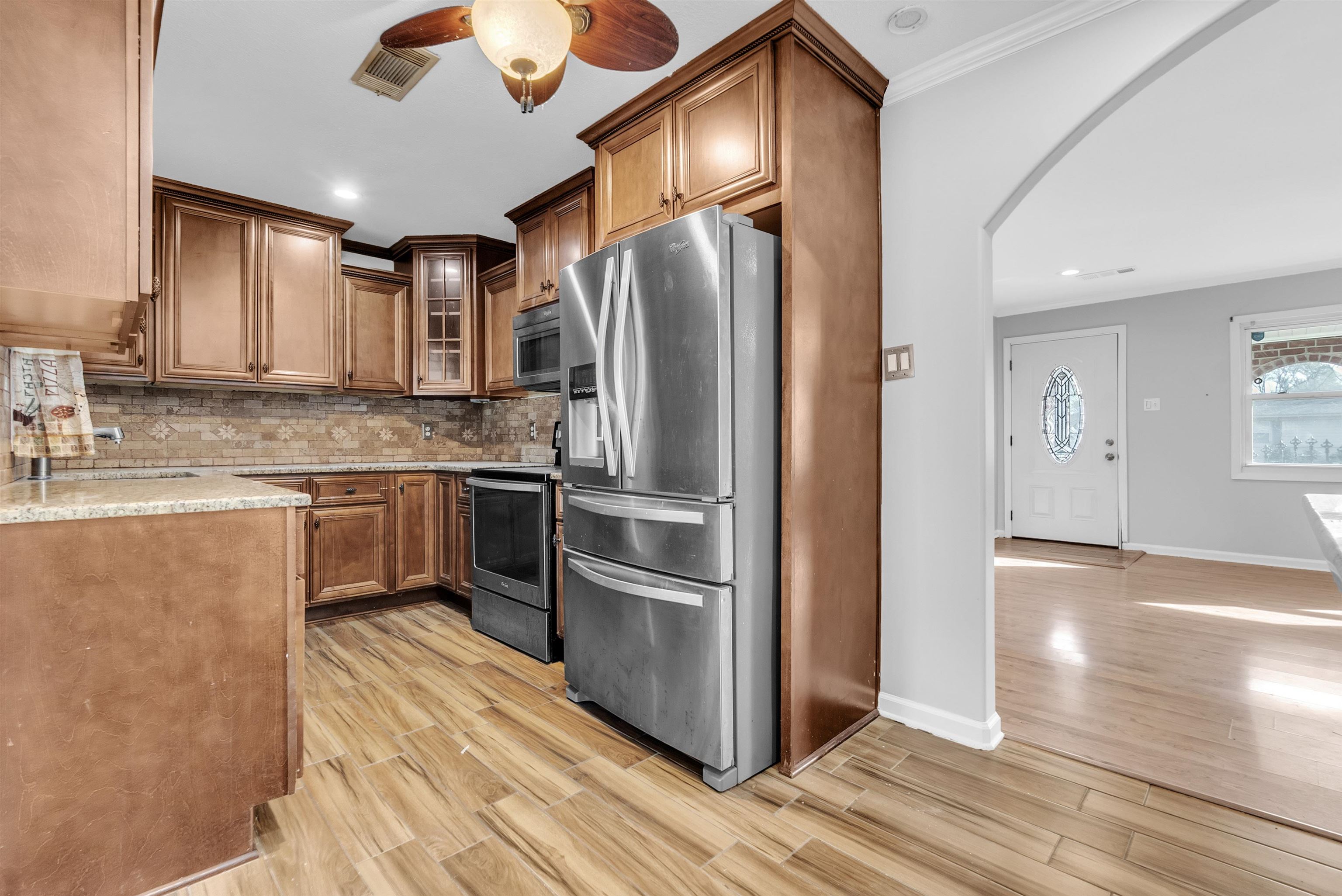 1903 Capri Road Memphis, TN 38117 - Photo 6 of 17