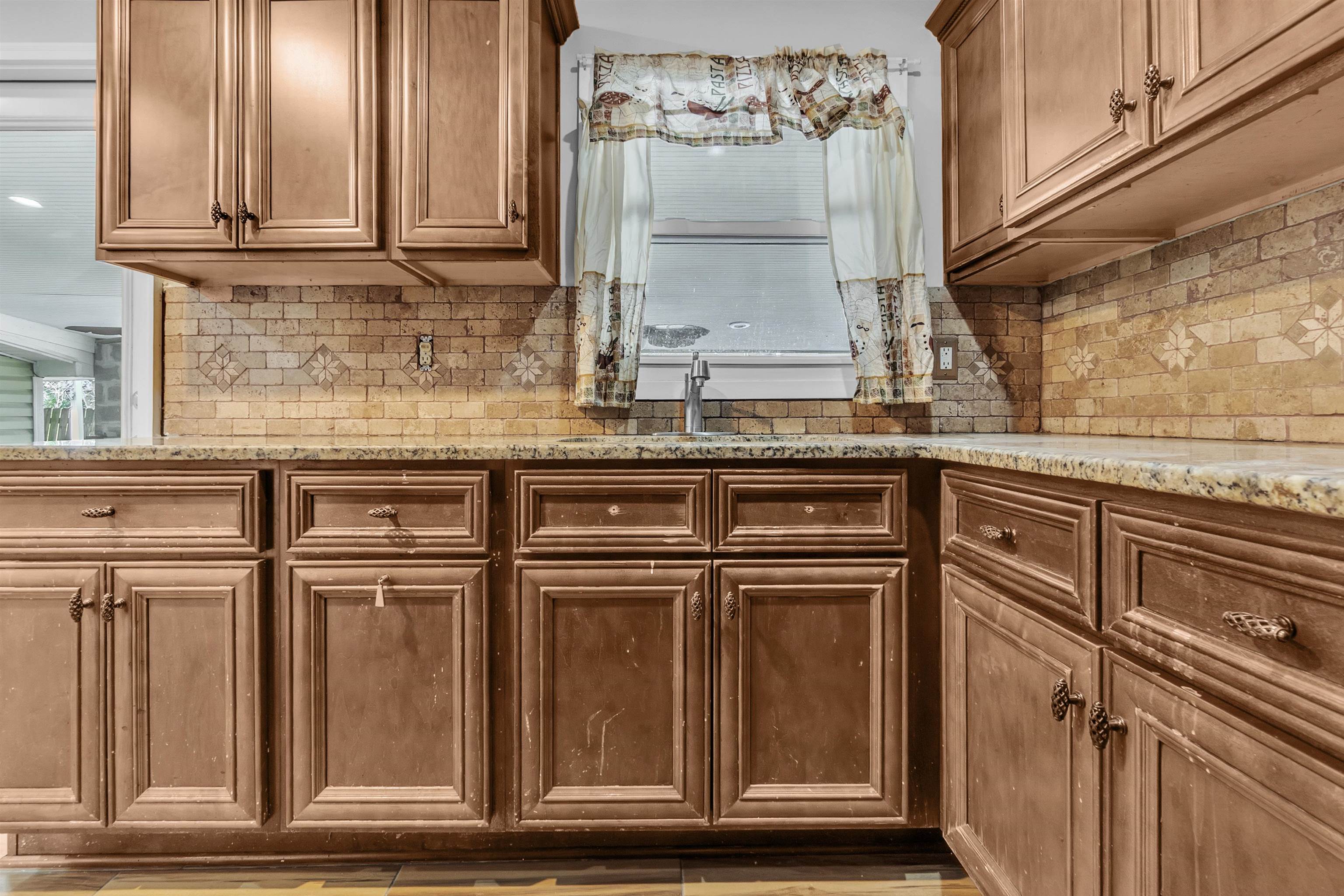 1903 Capri Road Memphis, TN 38117 - Photo 7 of 17