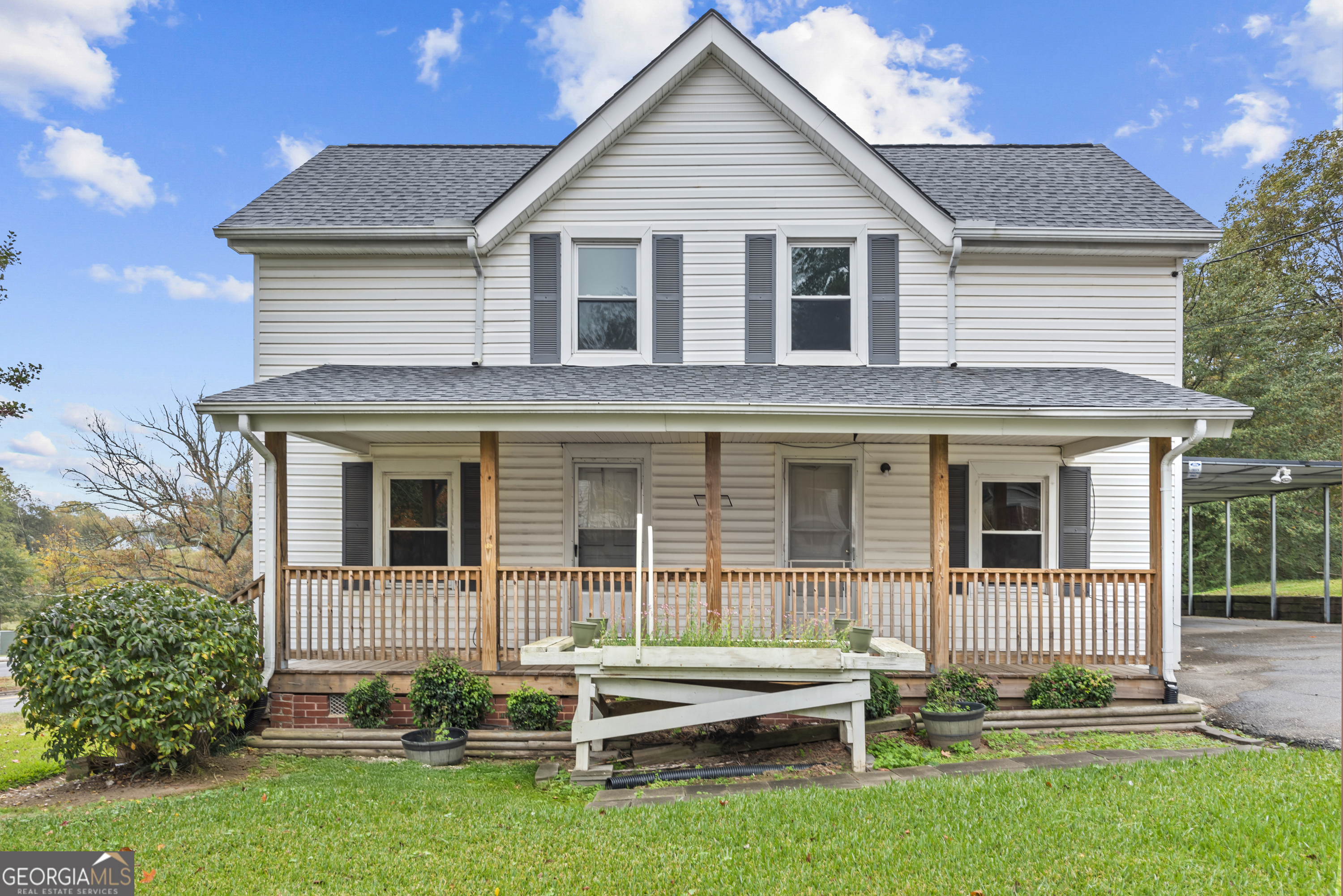 5 Liberty Street Gainesville, GA 30501 - Photo 1 of 1 Two Front Doors