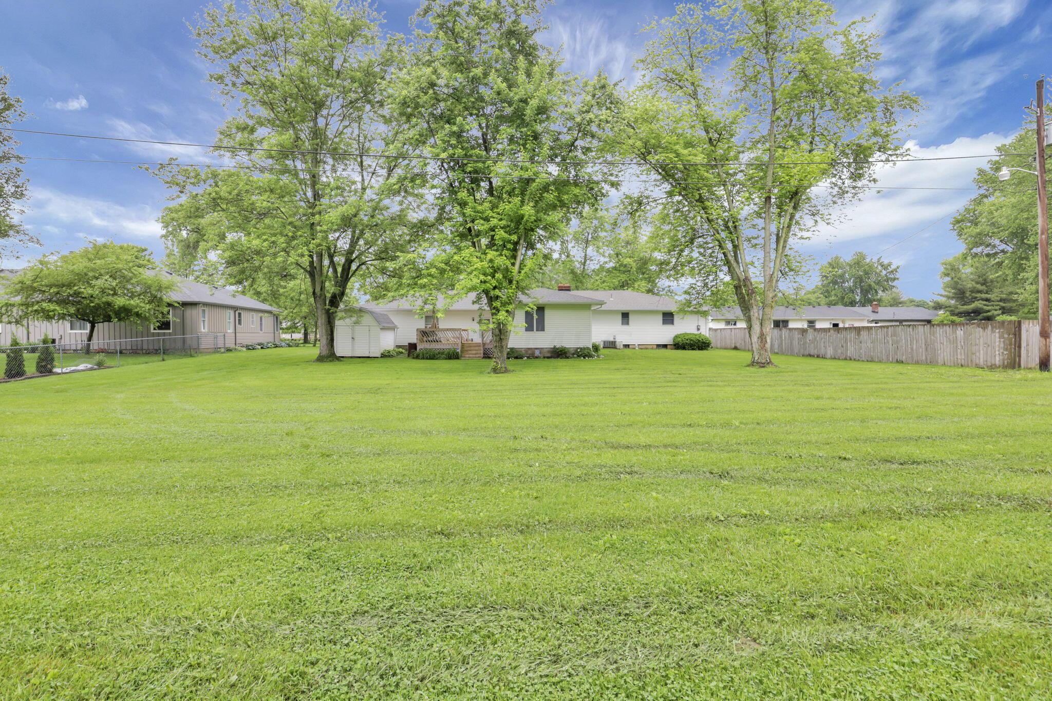 118 Holder Road Baltimore, OH 43105 - Photo 29 of 30 REAR