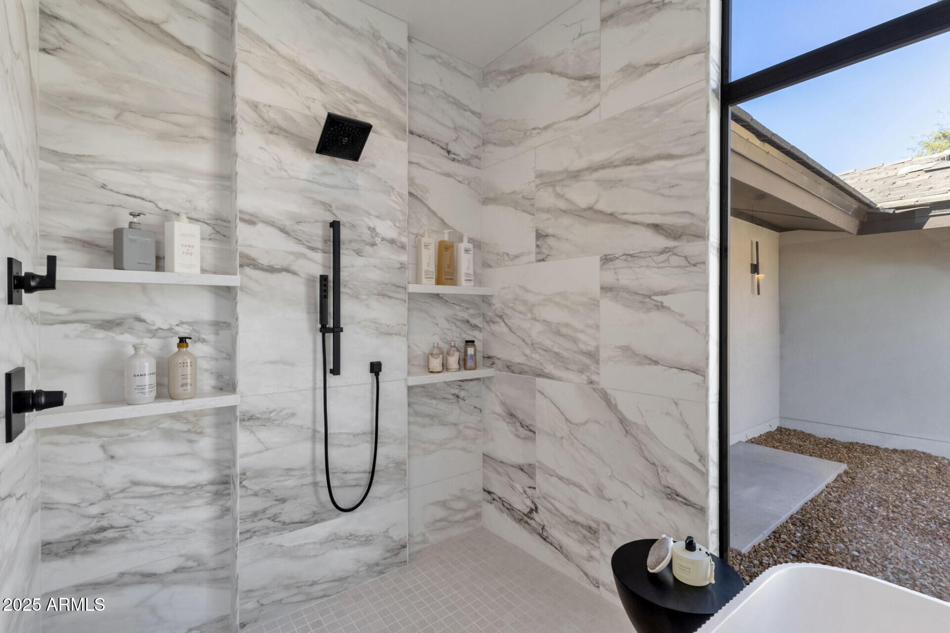 7112 North 23rd Way Phoenix, AZ 85020 - Photo 26 of 50 a bathroom with a shower