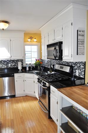 4 Carmel Road Andover, MA 01810 - Photo 8 of 22 Gallery Image 8