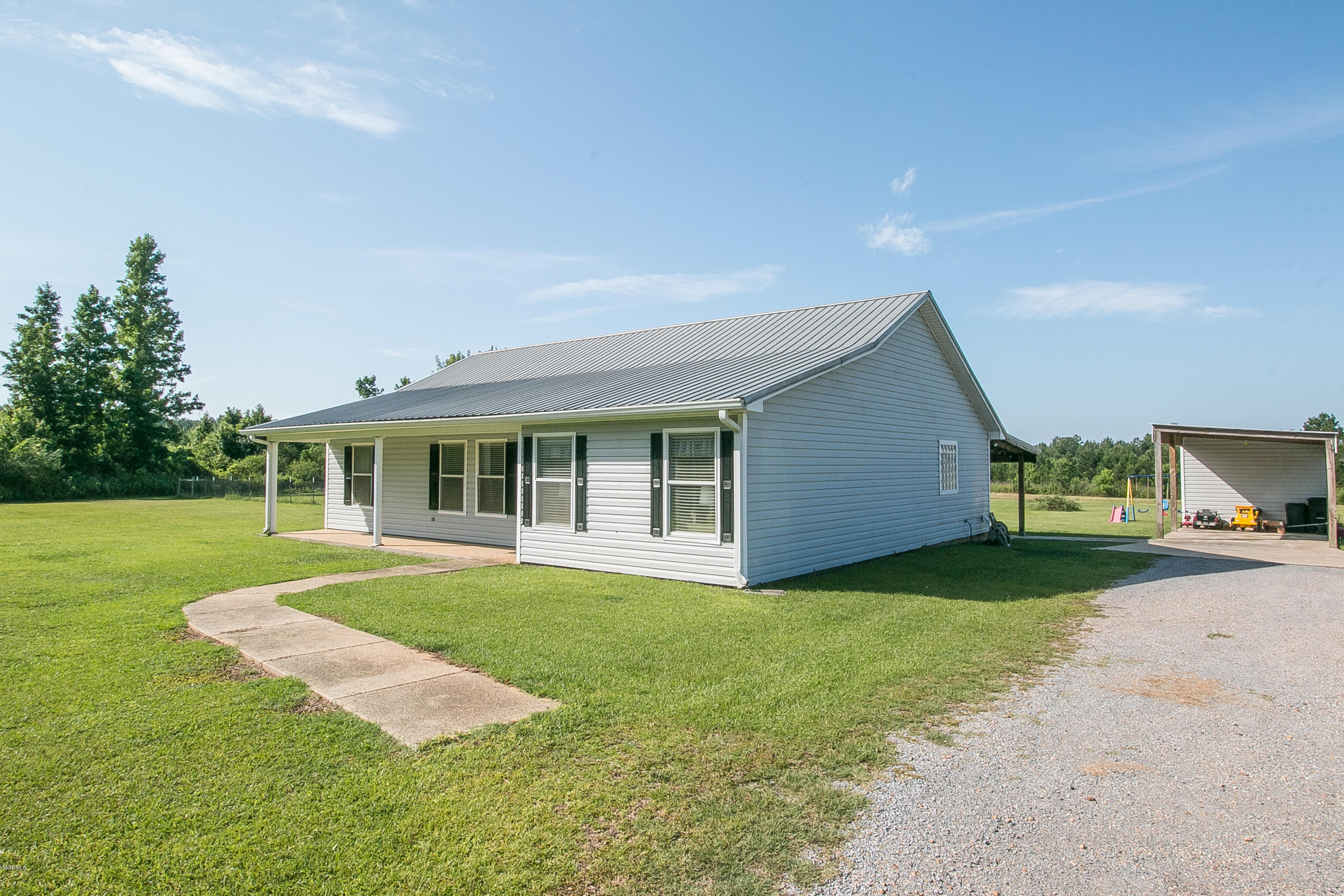 216 Wire Road West Perkinston, MS 39573 - Photo 3 of 21 216 Wire Road