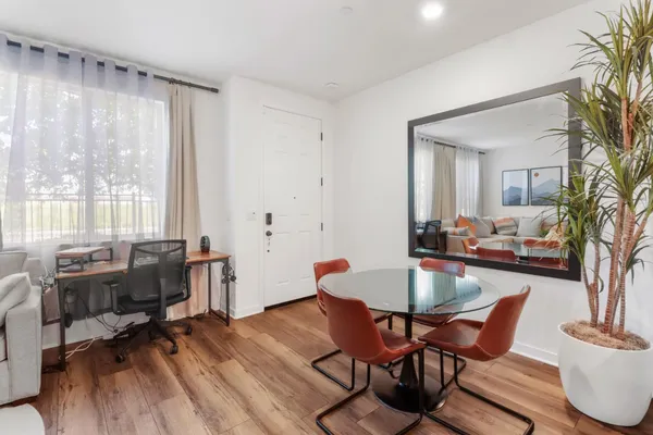 $419,000 | 5301 East Commerce Way, Unit 74102, Sacramento, CA 95835