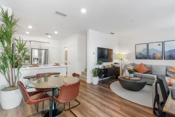 $419,000 | 5301 East Commerce Way, Unit 74102, Sacramento, CA 95835