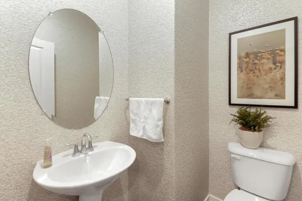 $419,000 | 5301 East Commerce Way, Unit 74102, Sacramento, CA 95835