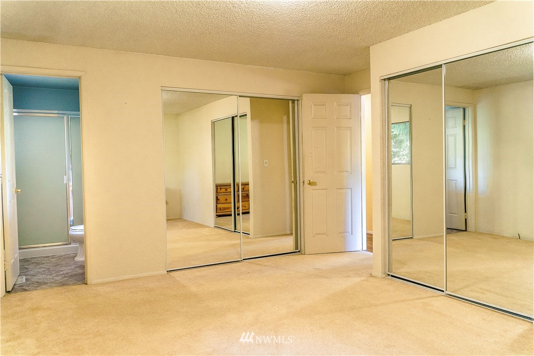 118 212th Street Southeast Bothell, WA 98021 - Photo 12 of 24