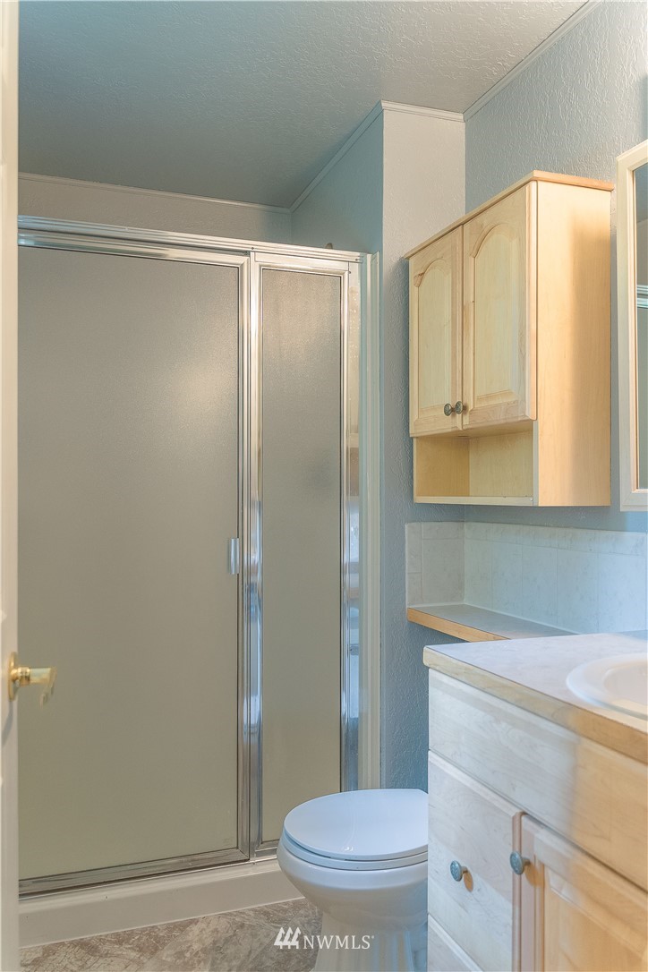 118 212th Street Southeast Bothell, WA 98021 - Photo 13 of 24