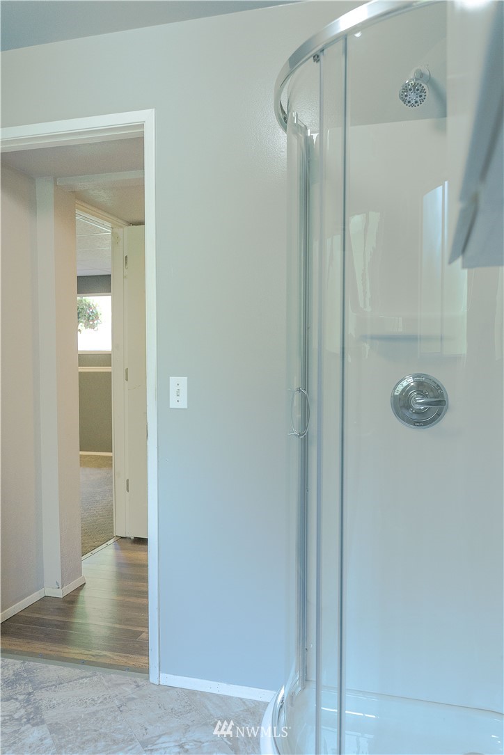 118 212th Street Southeast Bothell, WA 98021 - Photo 17 of 24