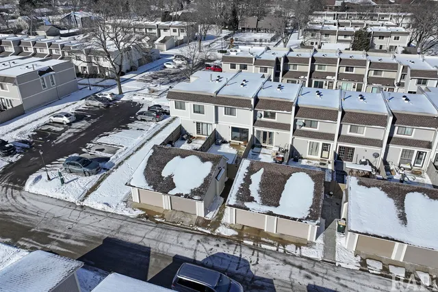 $229,900 | 558 Chard Court, Grayslake, IL 60030