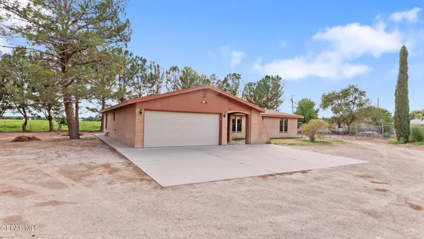 $340,000 | 120 Wreath Court, Fabens, TX 79838