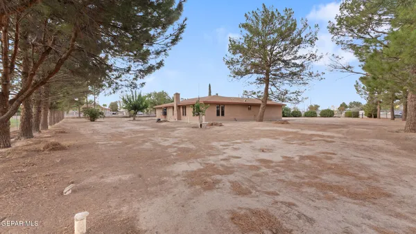 $340,000 | 120 Wreath Court, Fabens, TX 79838