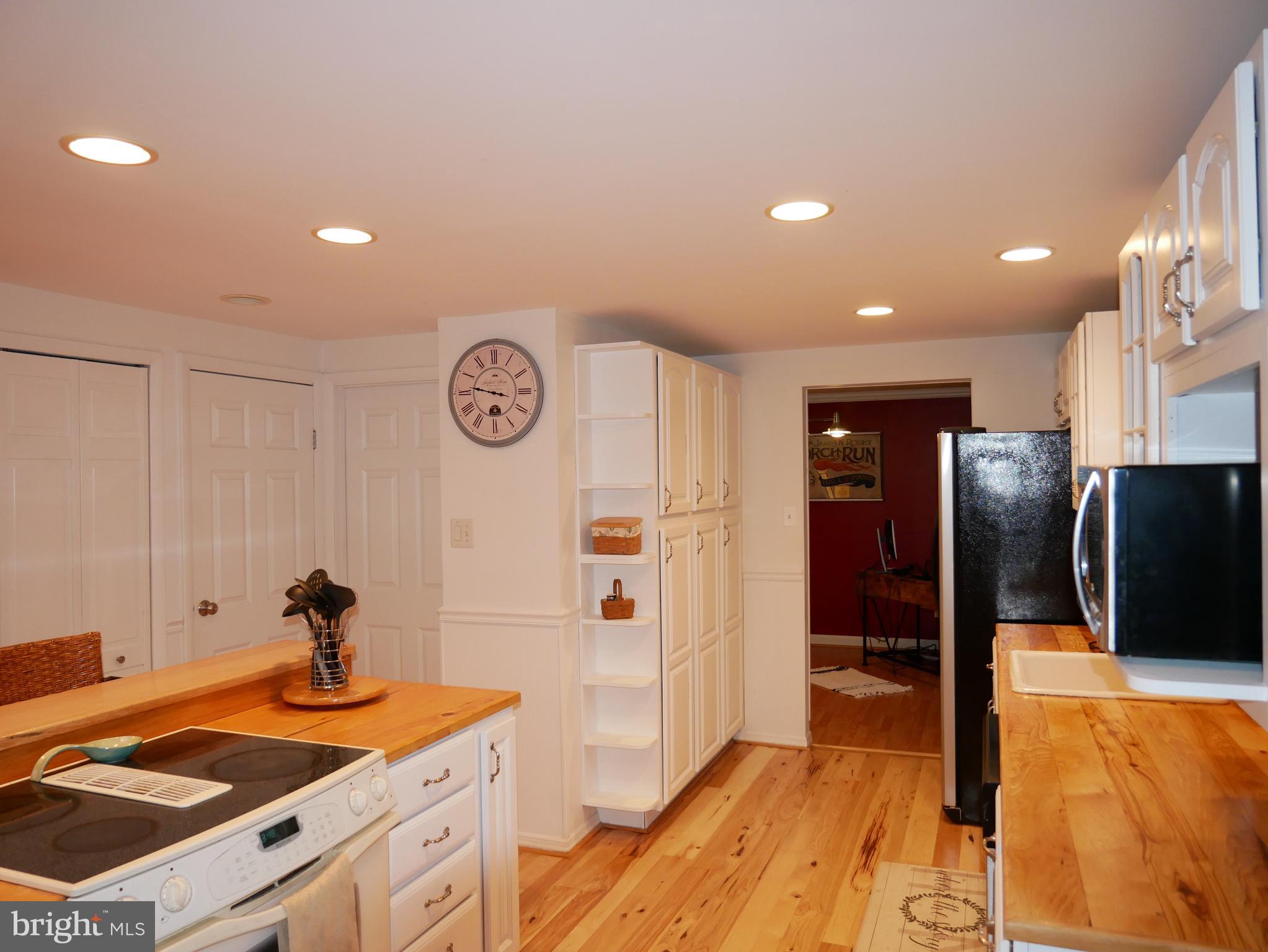 523 Cockeys Mill Road Reisterstown, MD 21136 - Photo 12 of 46 Looking towards the dining room