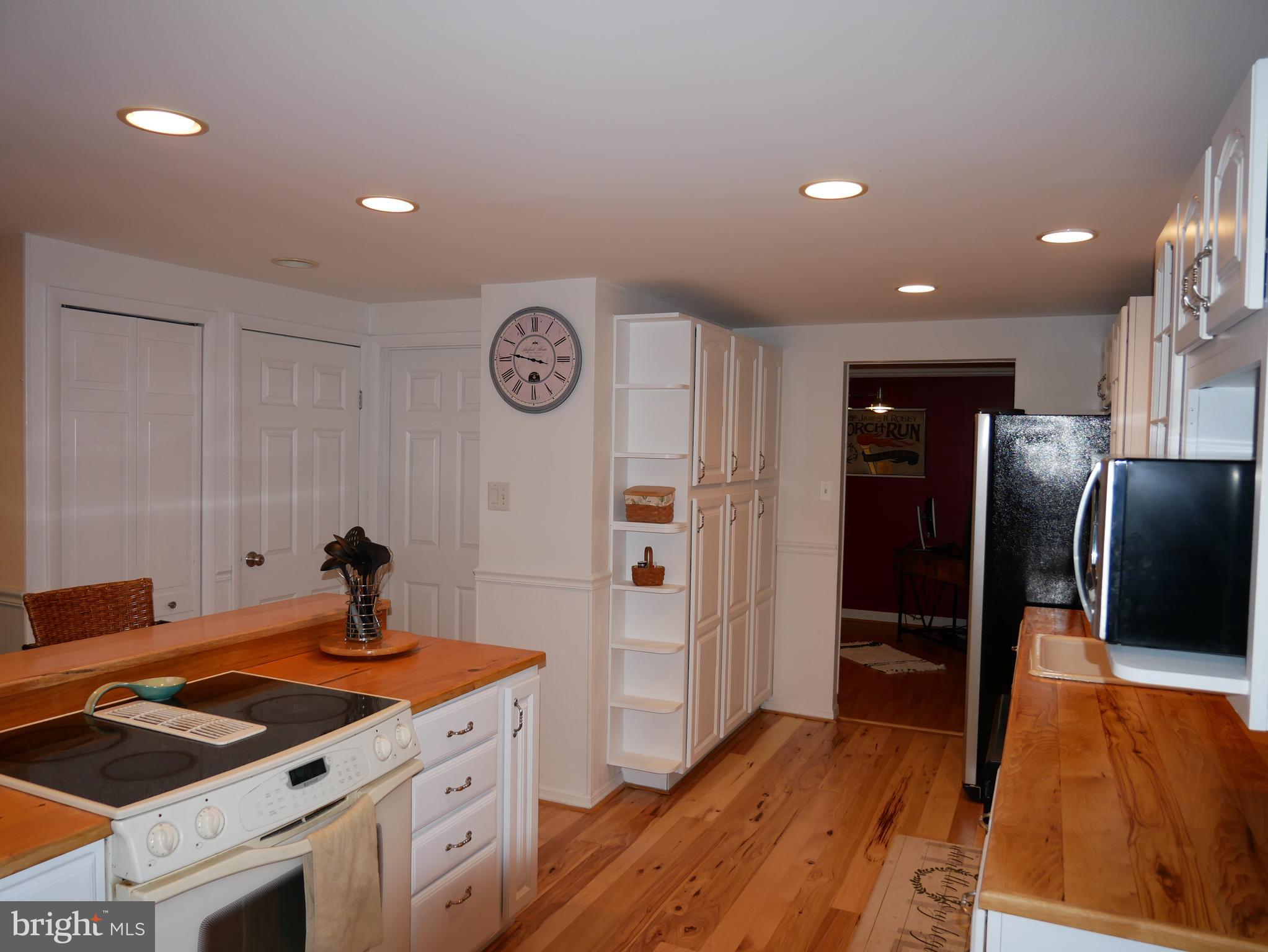 523 Cockeys Mill Road Reisterstown, MD 21136 - Photo 13 of 46 Plenty of storage & counter space