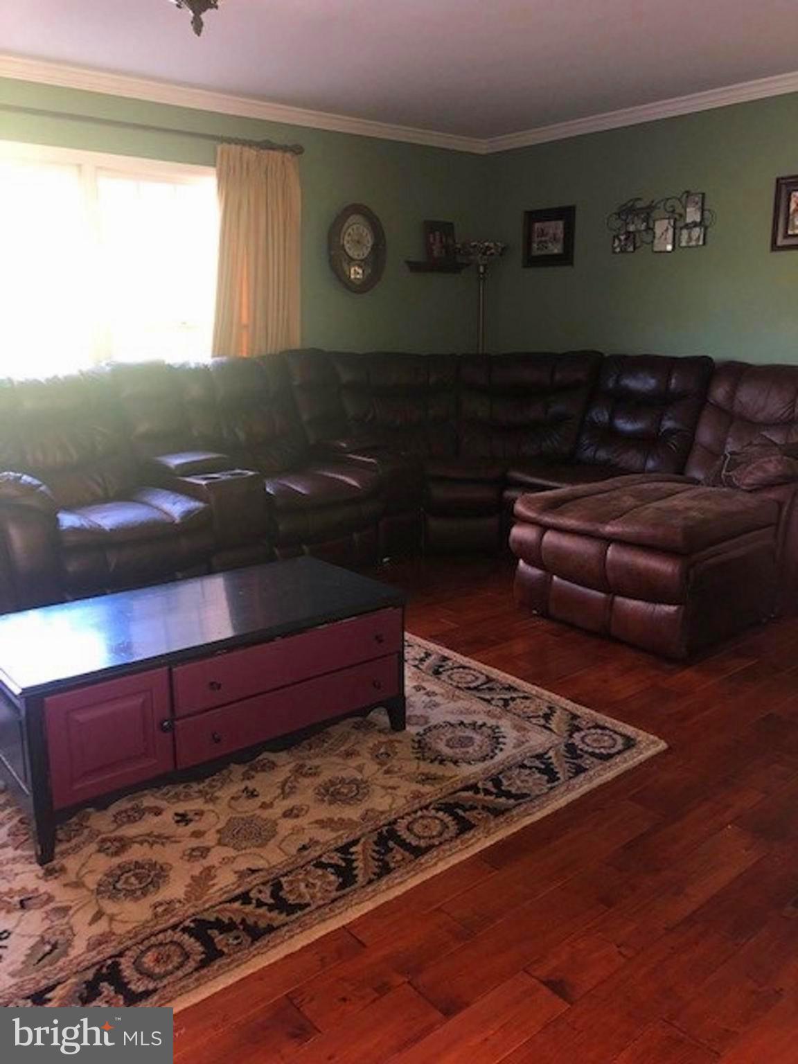 513 Sharp Drive Mickleton, NJ 08056 - Photo 18 of 27 Family Room