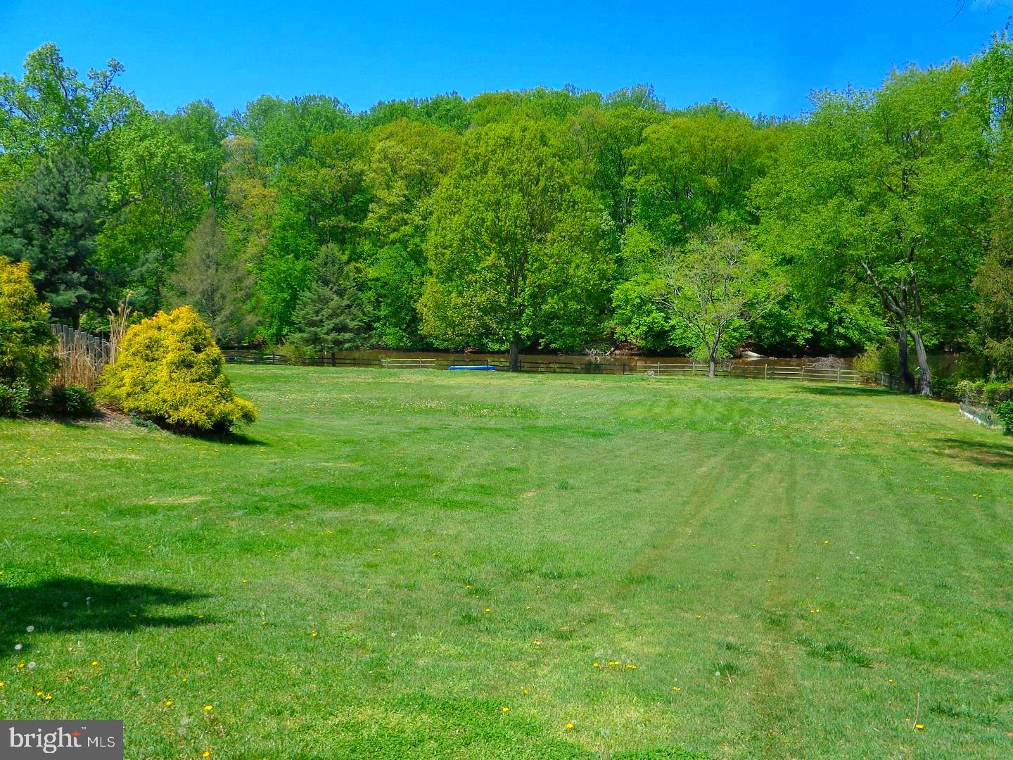 513 Sharp Drive Mickleton, NJ 08056 - Photo 24 of 27 Summer View