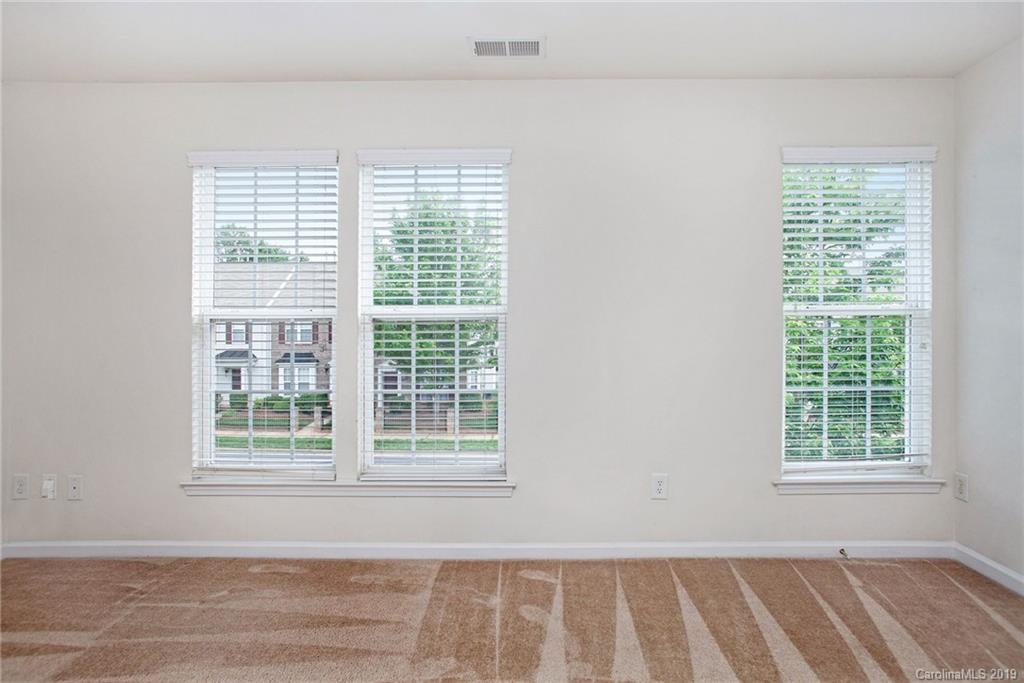 4892 Prosperity Ridge Road Charlotte, NC 28269 - Photo 12 of 15 Gallery Image 12