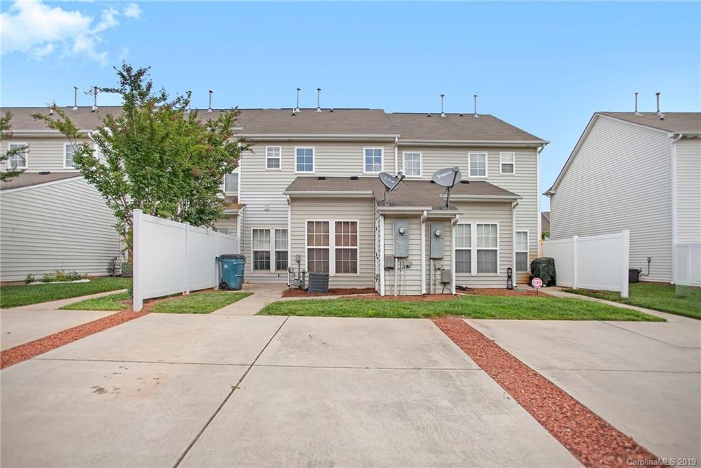 4892 Prosperity Ridge Road Charlotte, NC 28269 - Photo 5 of 15 Gallery Image 5