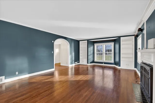 $269,900 | 422 North Gardiner Avenue, Rockford, IL 61107