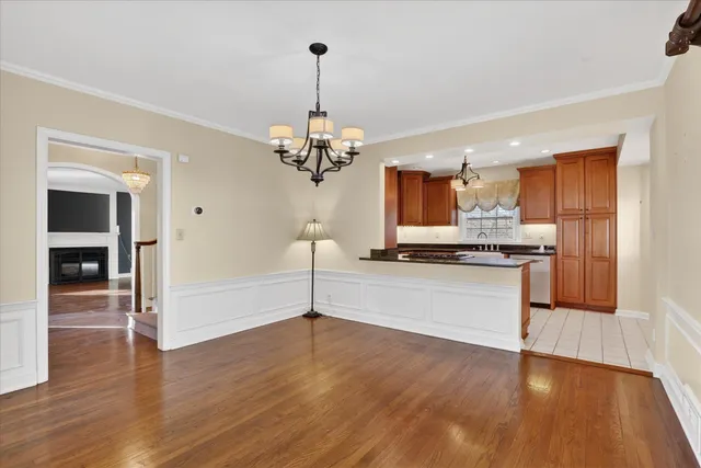 $269,900 | 422 North Gardiner Avenue, Rockford, IL 61107