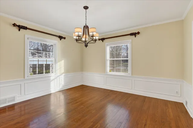 $269,900 | 422 North Gardiner Avenue, Rockford, IL 61107