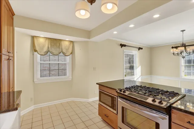 $269,900 | 422 North Gardiner Avenue, Rockford, IL 61107