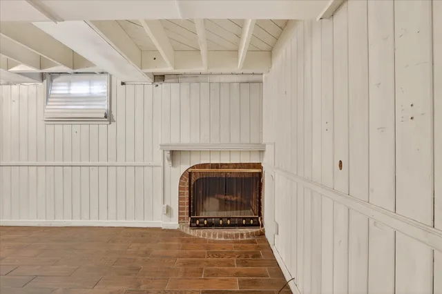 $269,900 | 422 North Gardiner Avenue, Rockford, IL 61107