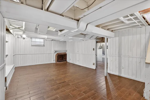 $269,900 | 422 North Gardiner Avenue, Rockford, IL 61107