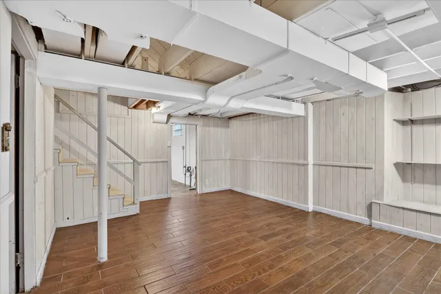 $269,900 | 422 North Gardiner Avenue, Rockford, IL 61107