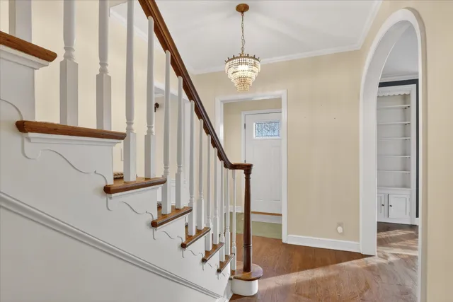 $269,900 | 422 North Gardiner Avenue, Rockford, IL 61107