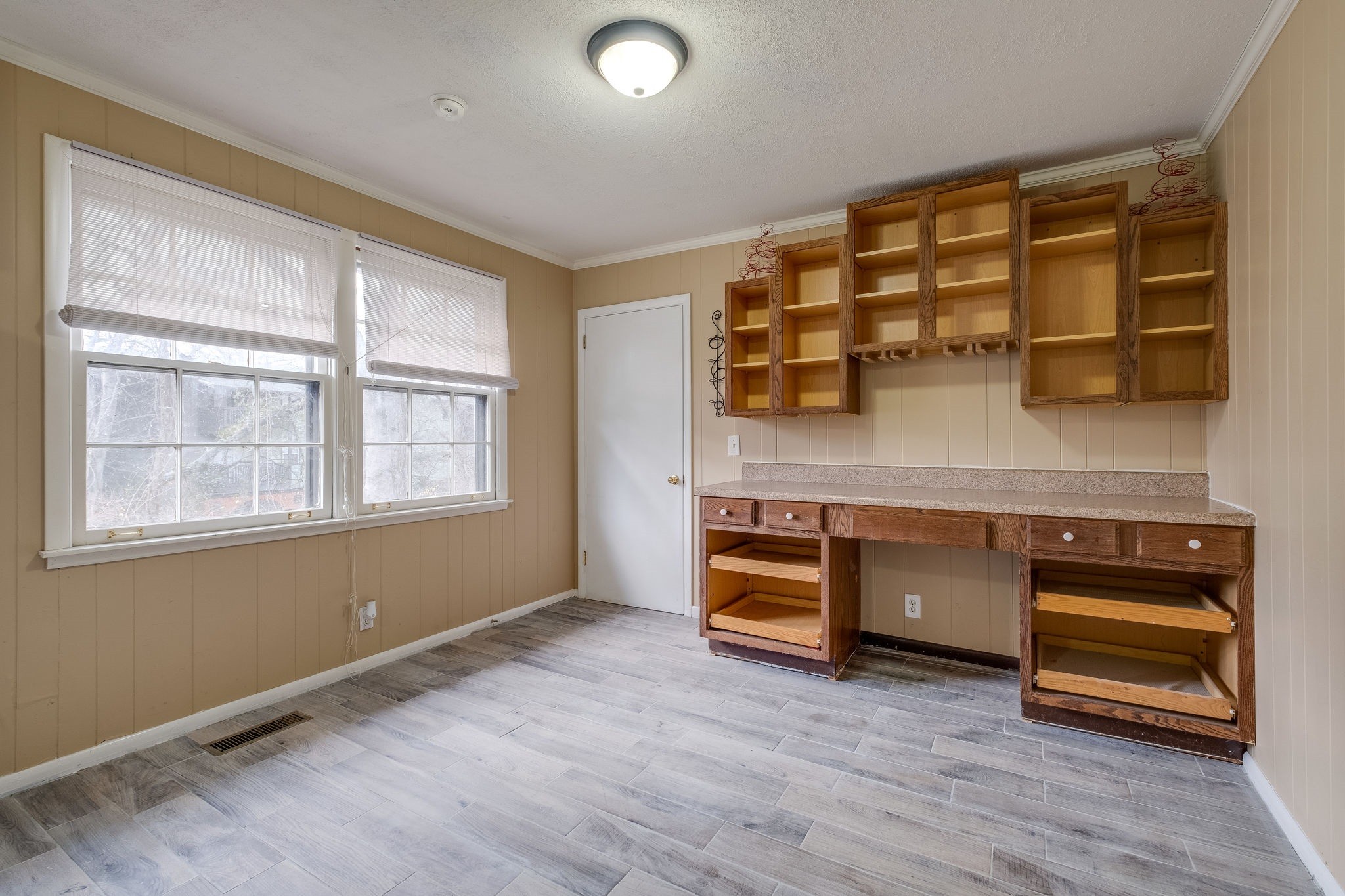 6712 Upton Lane Nashville, TN 37209 - Photo 8 of 18 a view of workspace with furniture and window